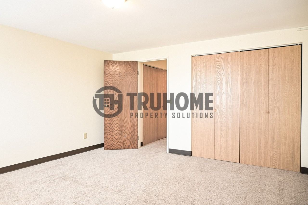 Gallery Apartments - Photo 7 of 13