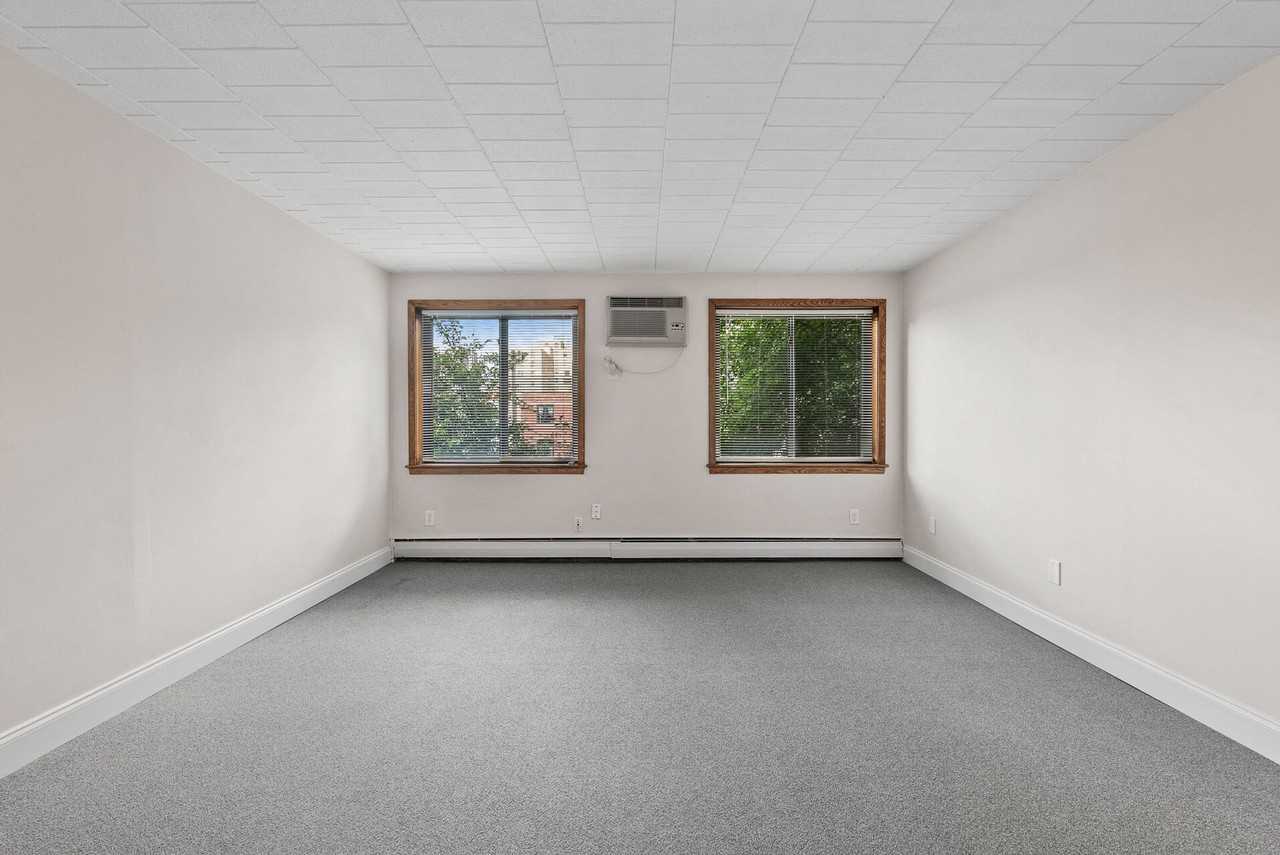 The Villa Apartments - Photo 4 of 23