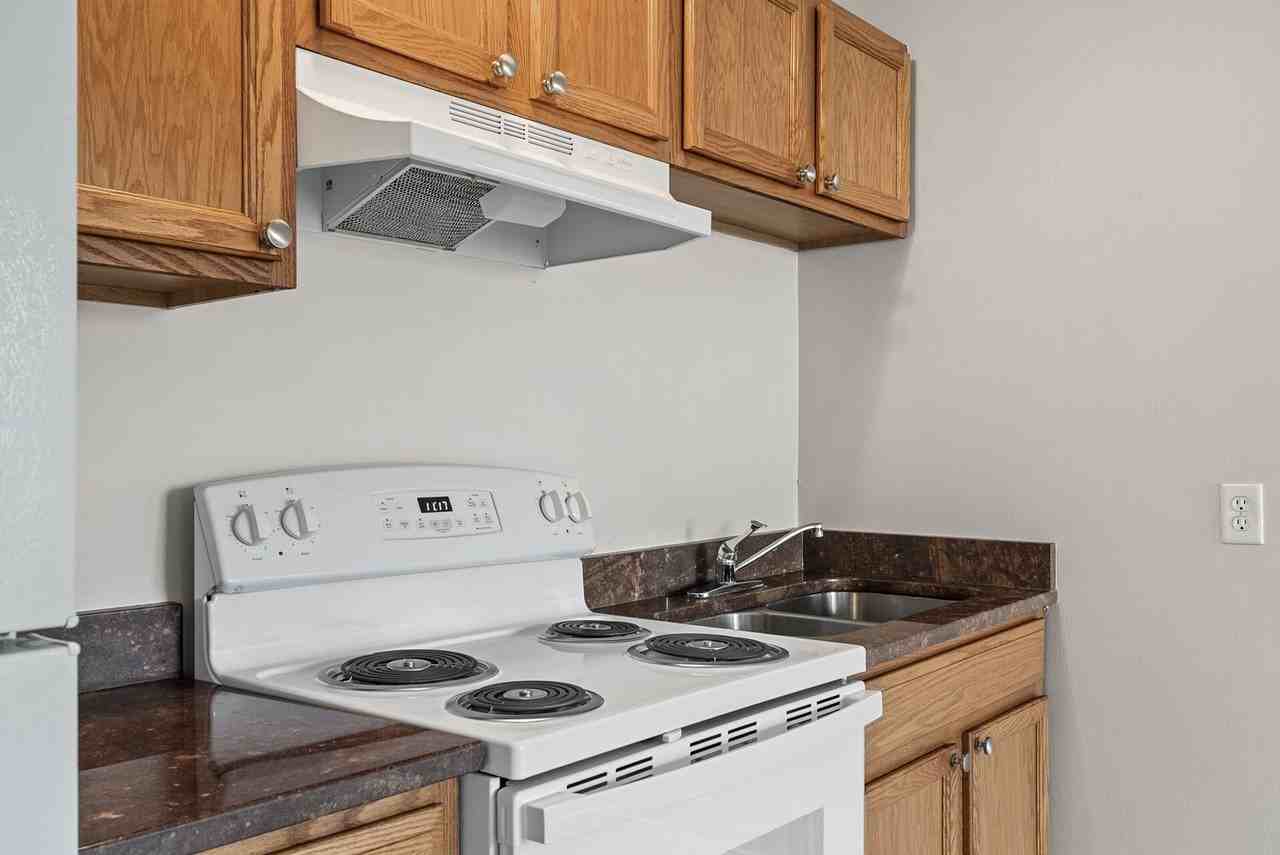 The Villa Apartments - Photo 7 of 23