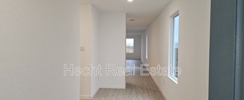 3312 Mound Rdg - Photo 5 of 30
