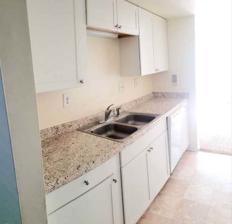 9411 Poppy Ct - Photo 2 of 10