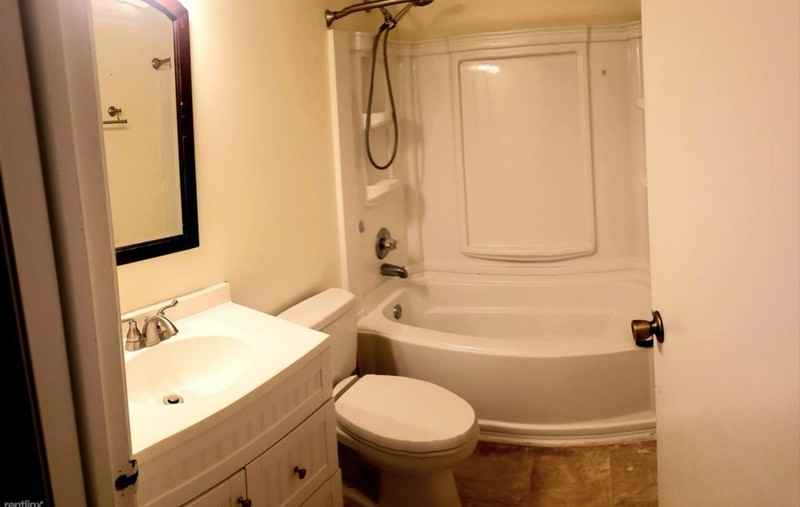 9411 Poppy Ct - Photo 5 of 10