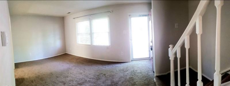 9411 Poppy Ct - Photo 6 of 10