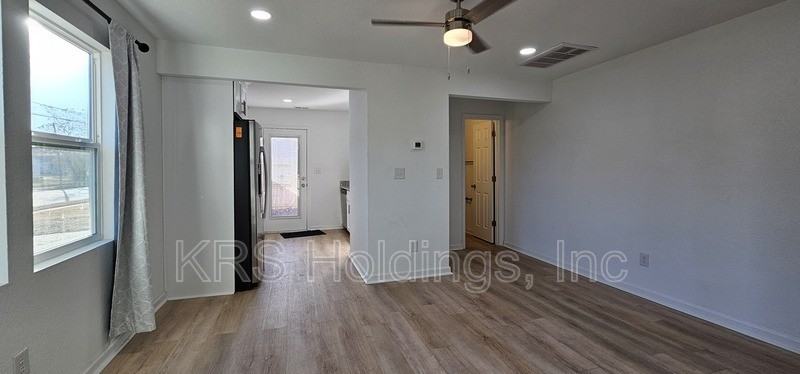 318 Avondale Rd - Photo 5 of 20