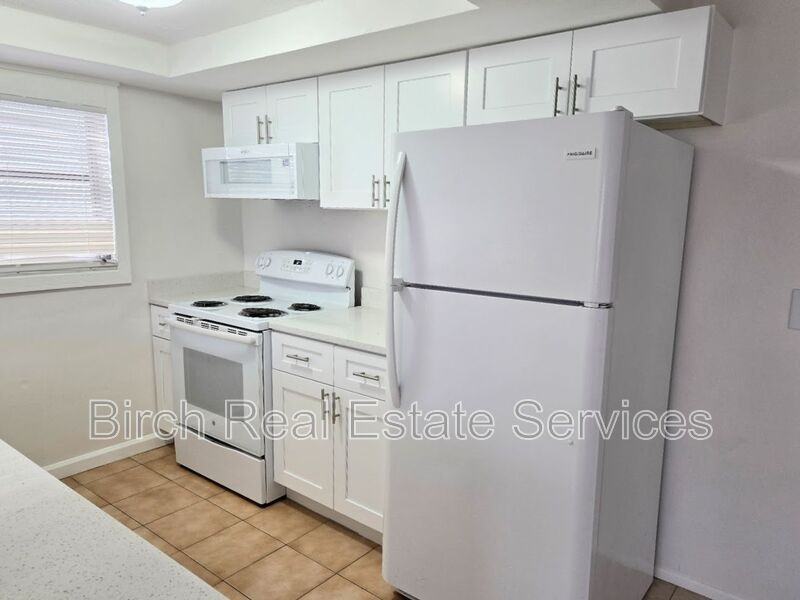 5304 Penguin Dr - Photo 5 of 15