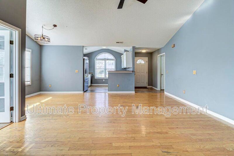 7400 Foxwerth Dr - Photo 3 of 24