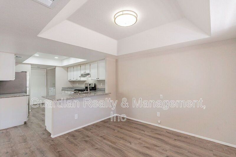 4389 S Potter Dr - Photo 4 of 30