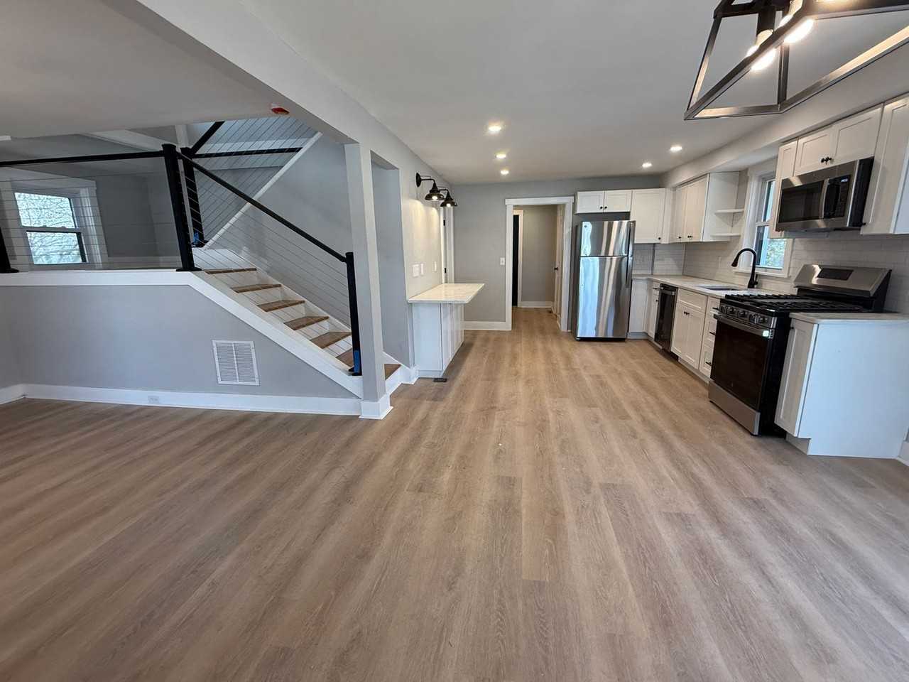 608 Oley St - Photo 2 of 16