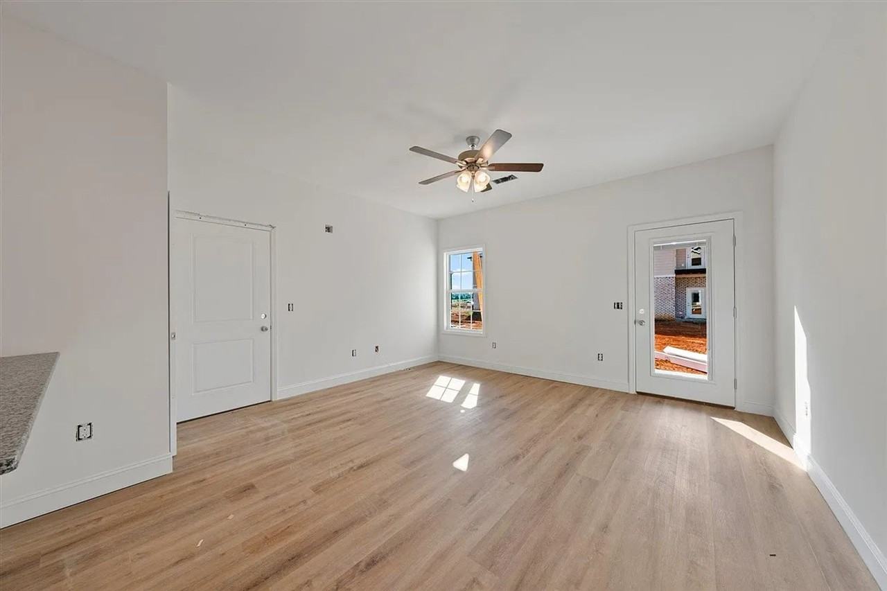 5384 Baker Springs Street - Photo 4 of 25