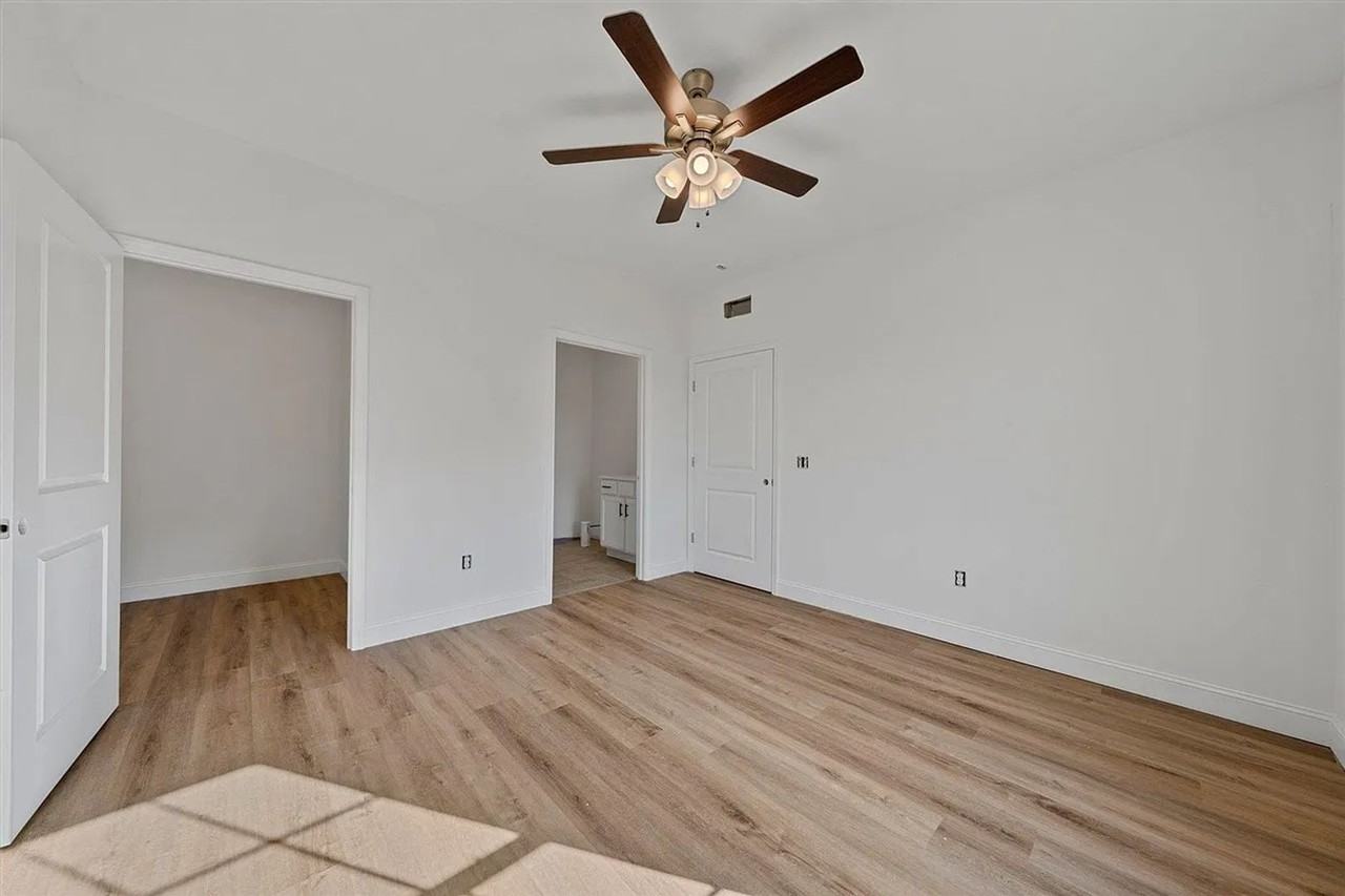 5384 Baker Springs Street - Photo 7 of 25