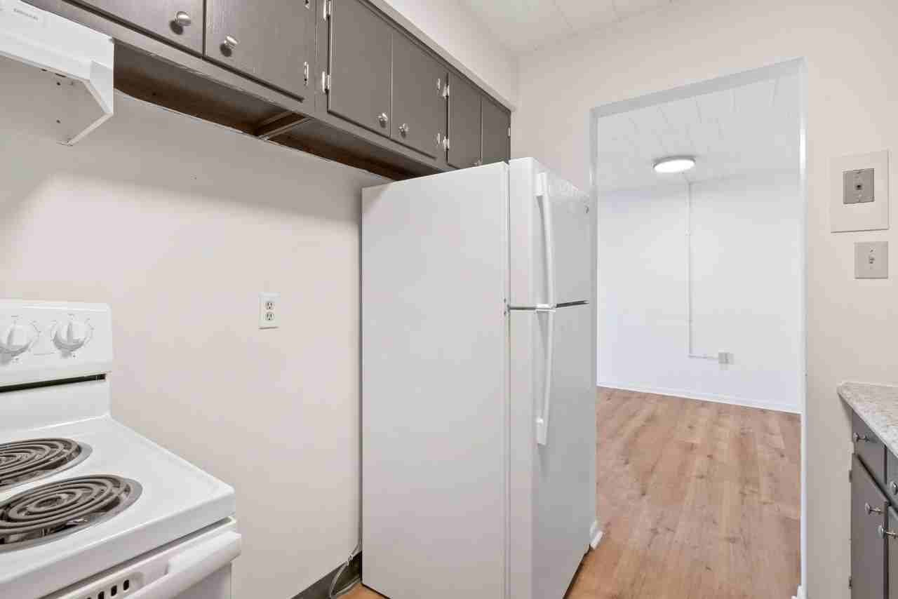 Discover Stamm Avenue Apartments: Your Ideal Living Space - Photo 2 of 16