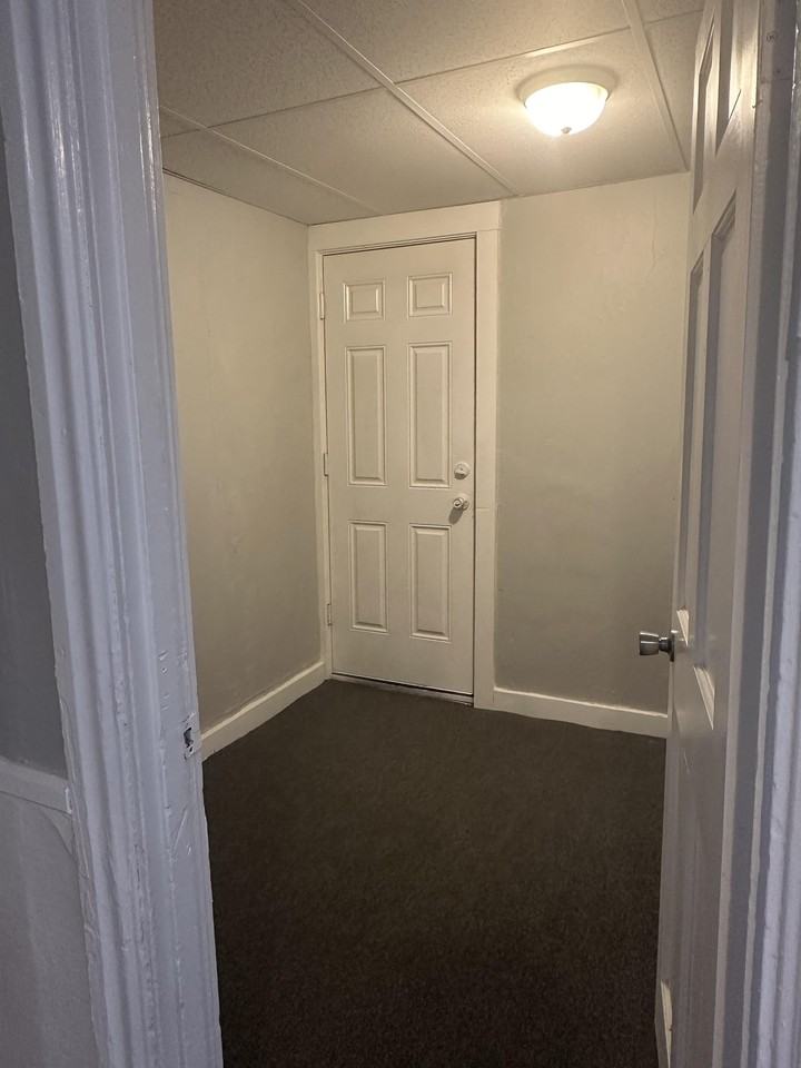 25 Webster Street, Auburn, ME - Photo 2 of 6