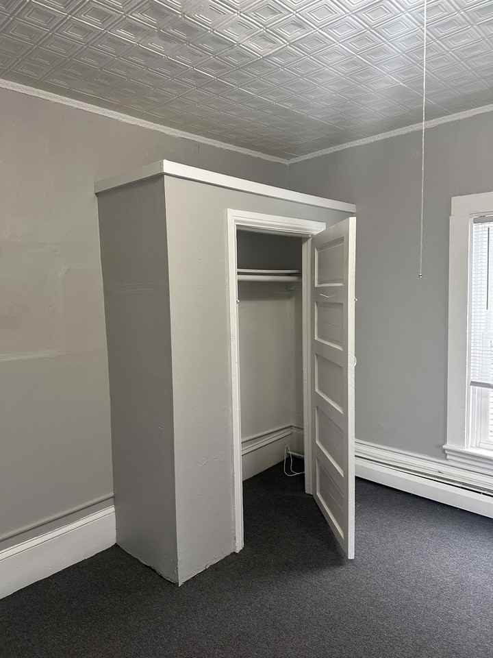 25 Webster Street, Auburn, ME - Photo 3 of 6