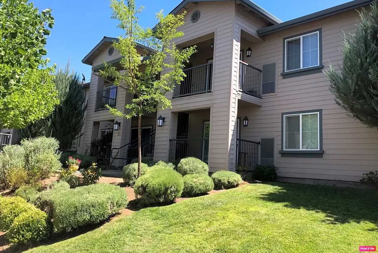 Emerald Pointe Apartments - Photo 7 of 7