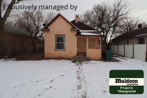 featured image of 1012 E 7th St
