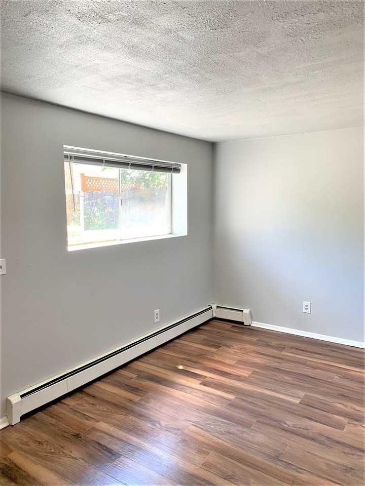 701 Ronald Ave - Photo 7 of 10