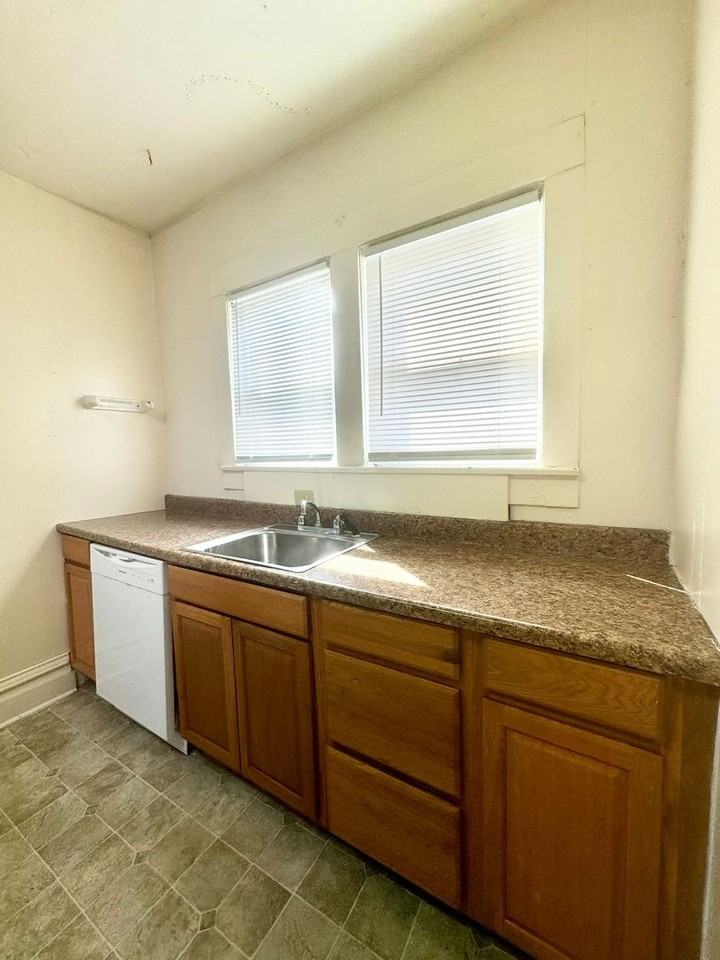 721 Richwood Ave - Photo 5 of 23