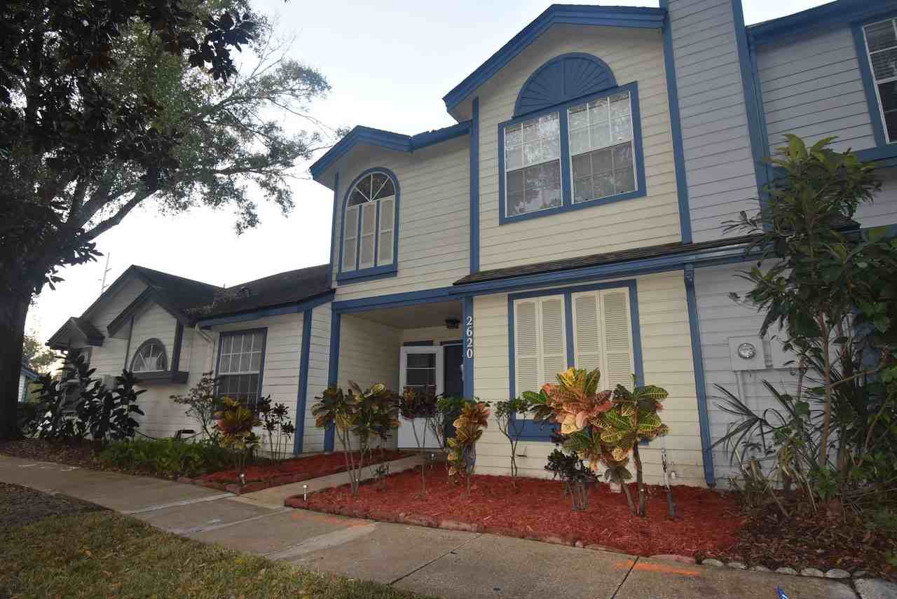 2620 Lancaster Ct - Photo 3 of 27