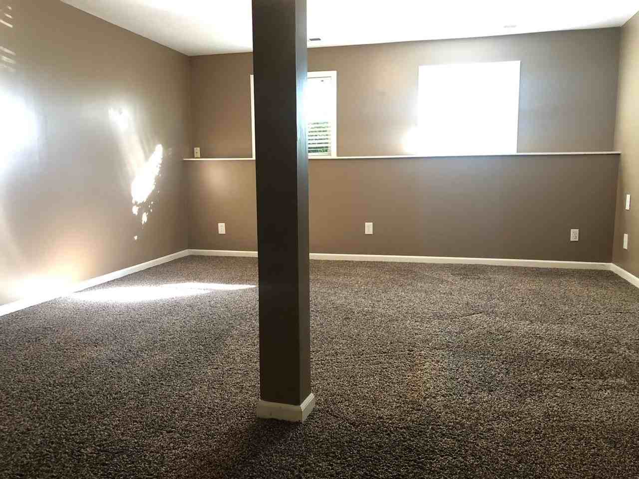 15450 Nw 126th St - Photo 2 of 8