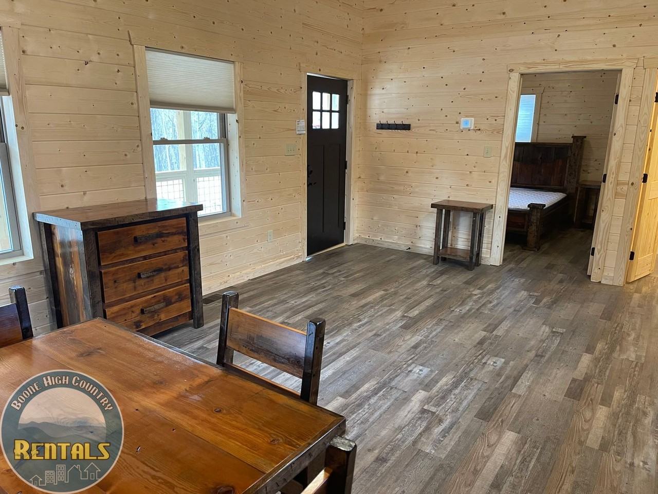 120 Oliver Ln - Photo 4 of 17