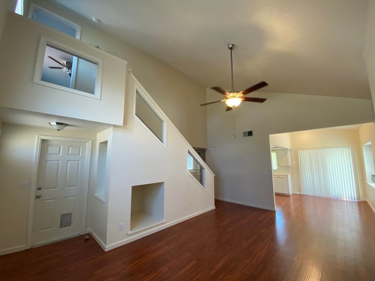 5229 W Magill Ave - Photo 2 of 21