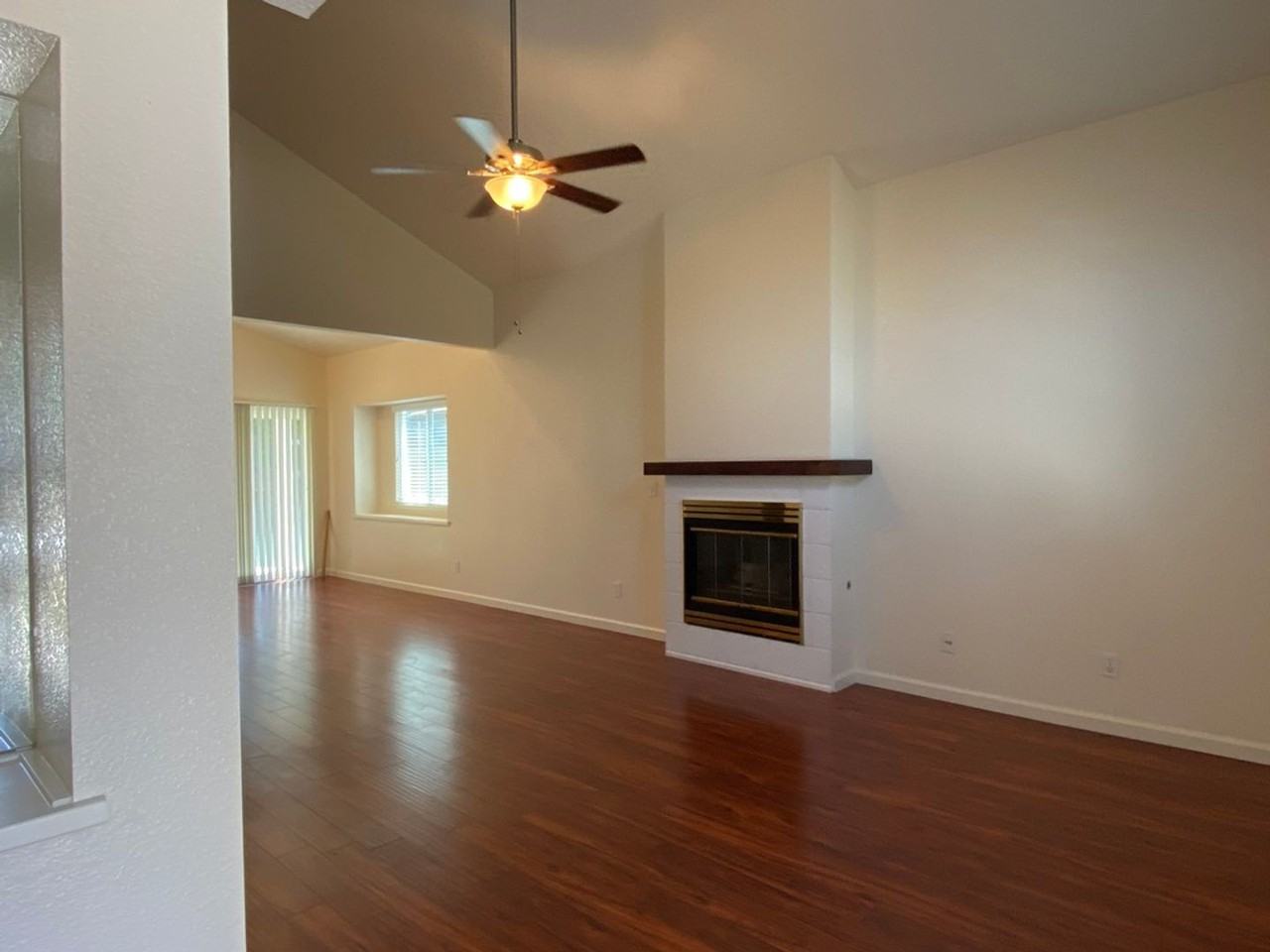 5229 W Magill Ave - Photo 3 of 21