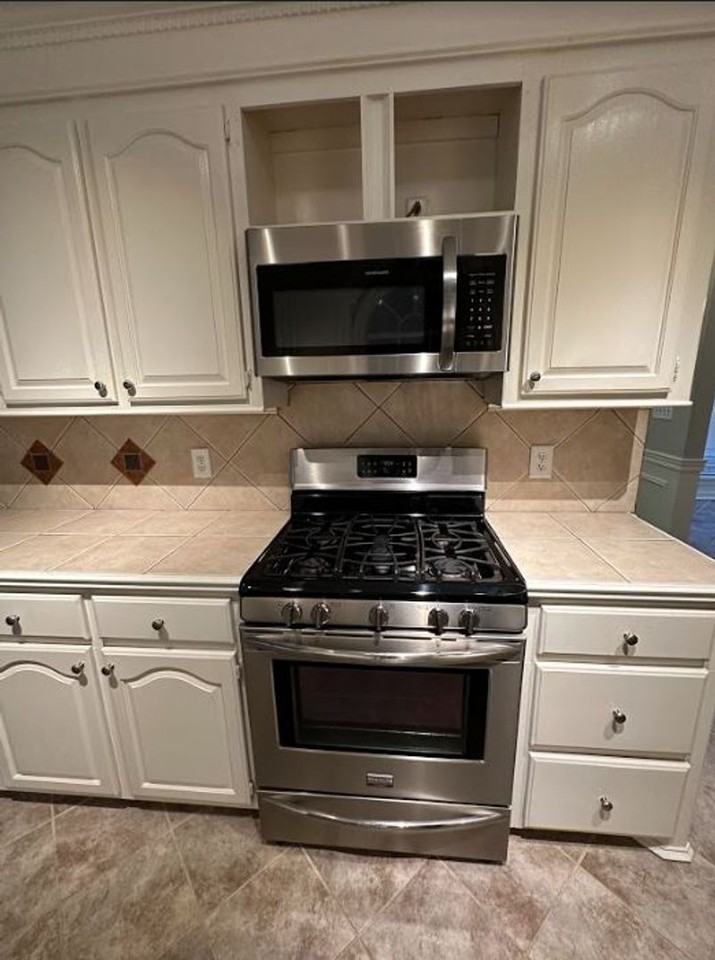 2206 Pinehaven Dr - Photo 6 of 41