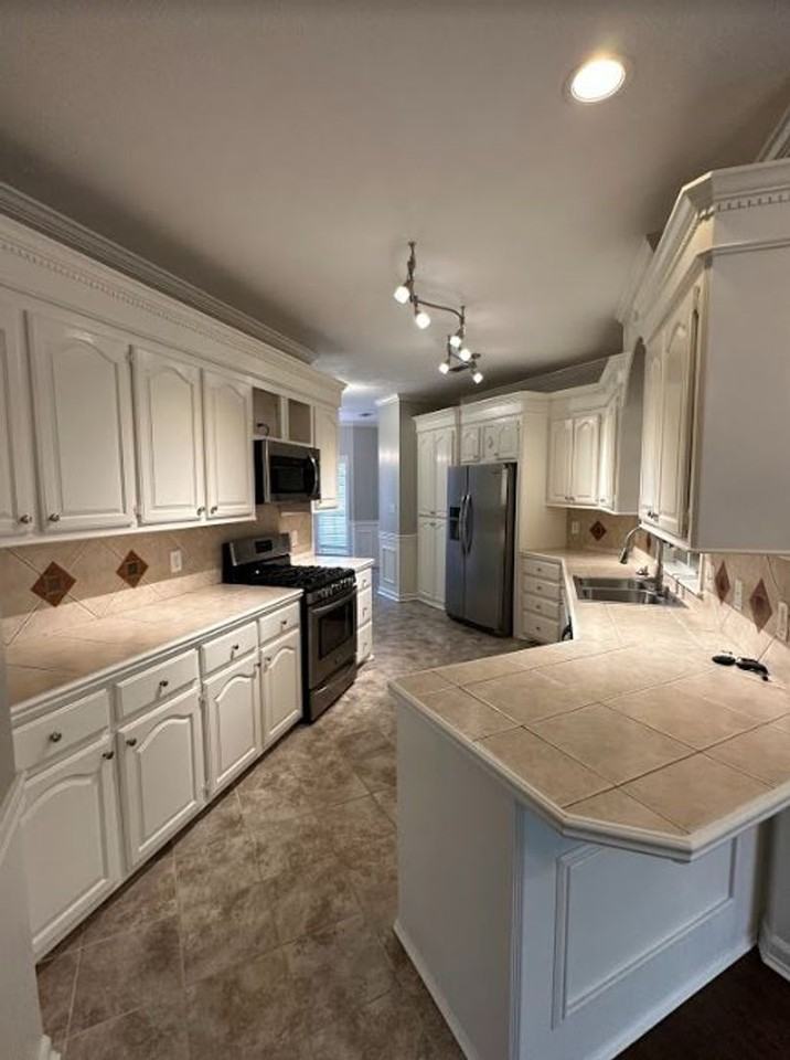 2206 Pinehaven Dr - Photo 5 of 41