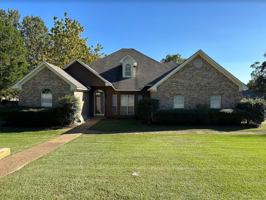 featured image of 2206 Pinehaven Dr