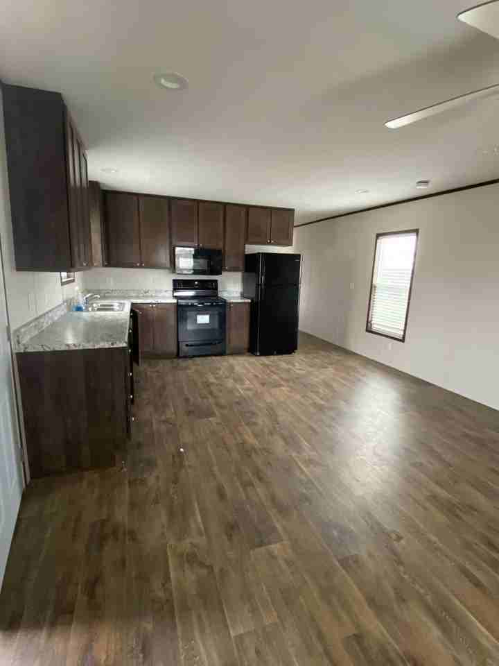 Winter Springs - Photo 6 of 7