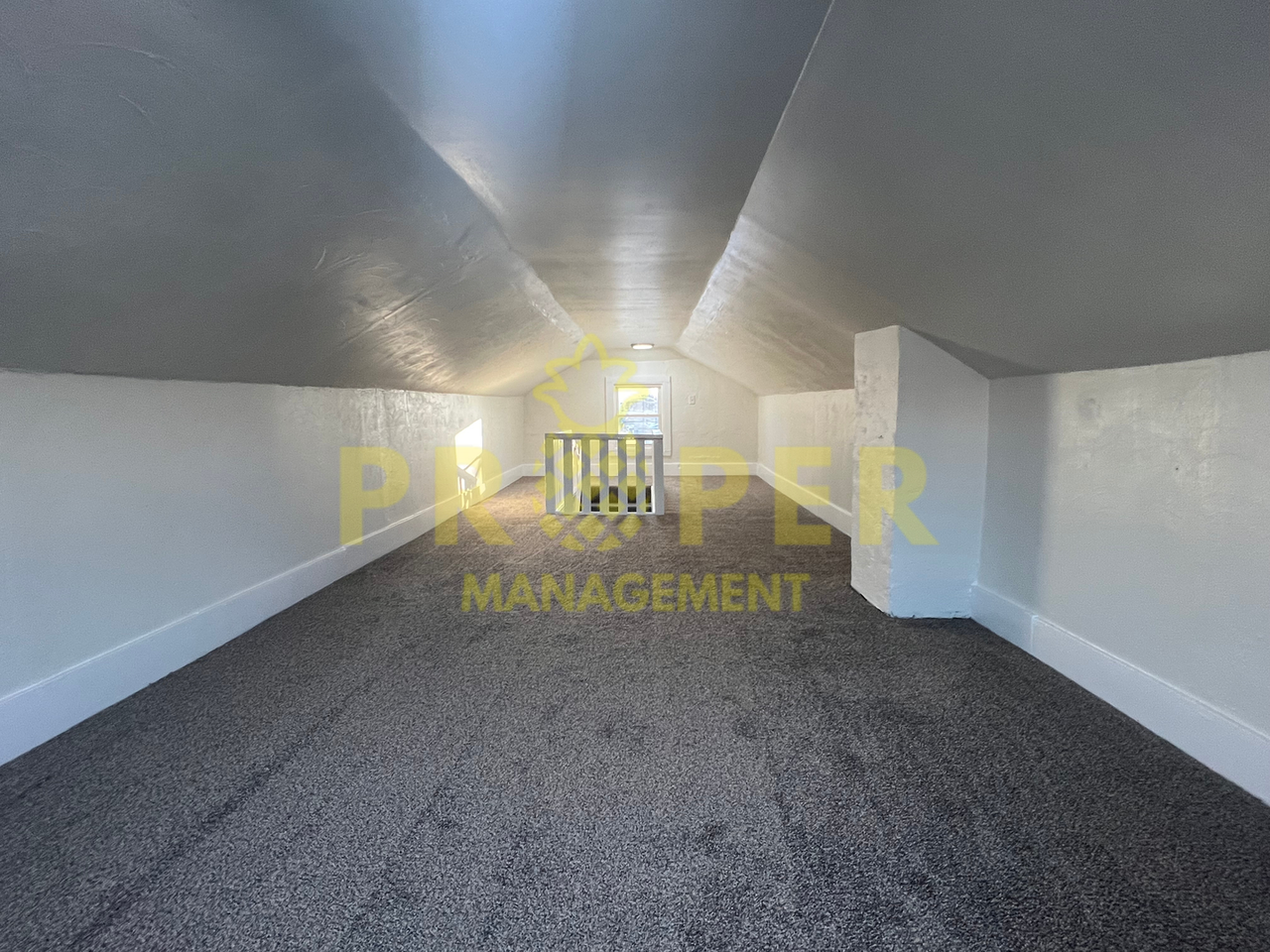 920 Randolph St - Photo 3 of 11