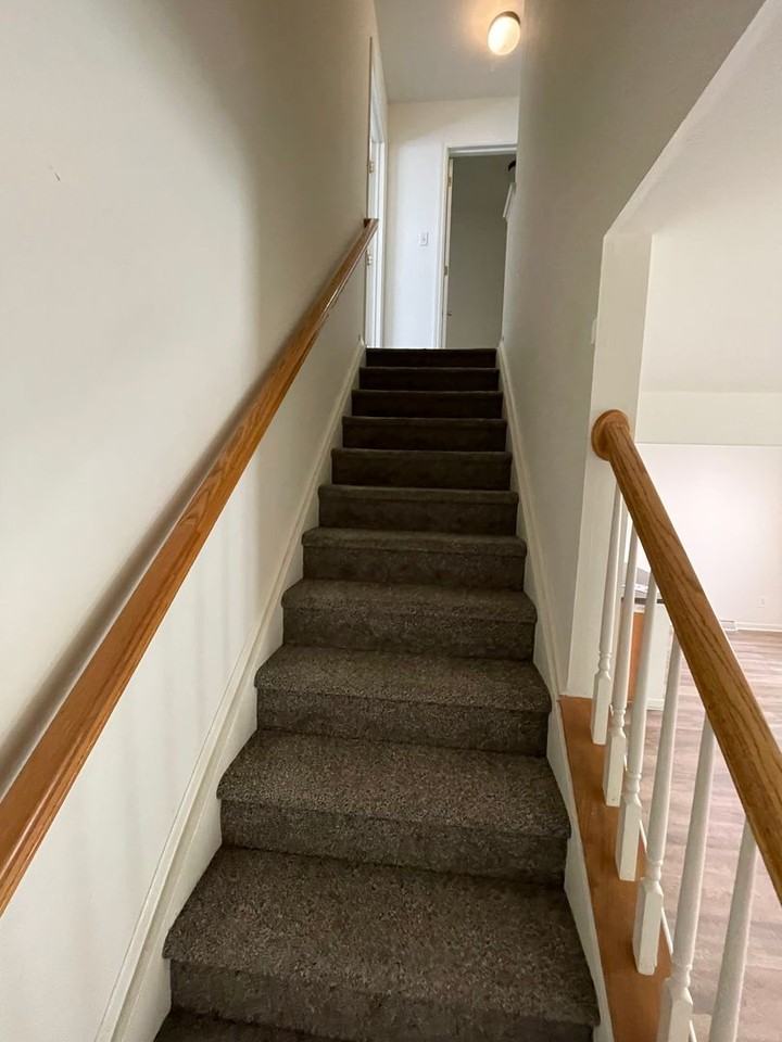 111 Farmhouse Ln - Photo 5 of 15