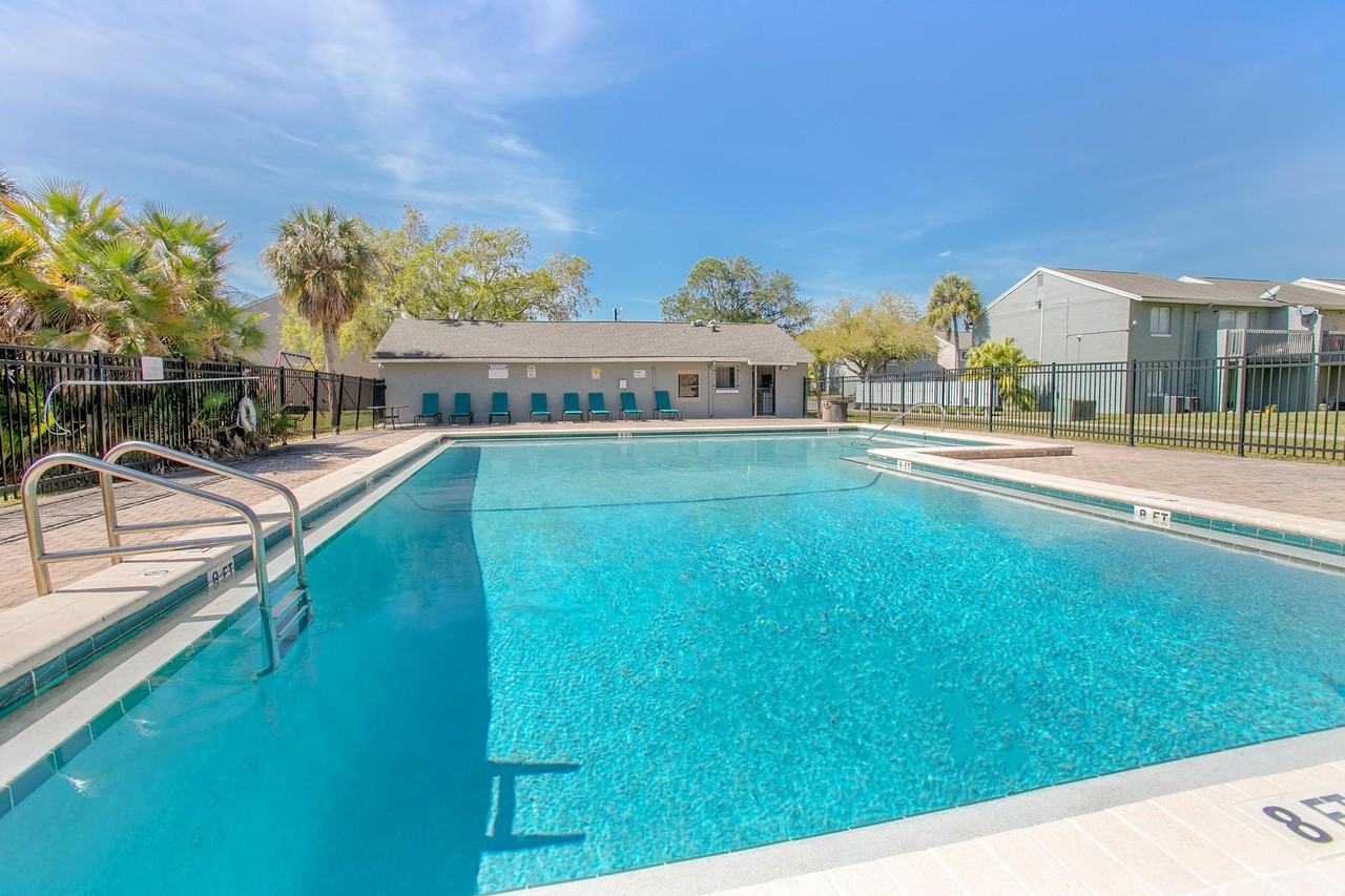 Woodhollow Apartments - Photo 3 of 25