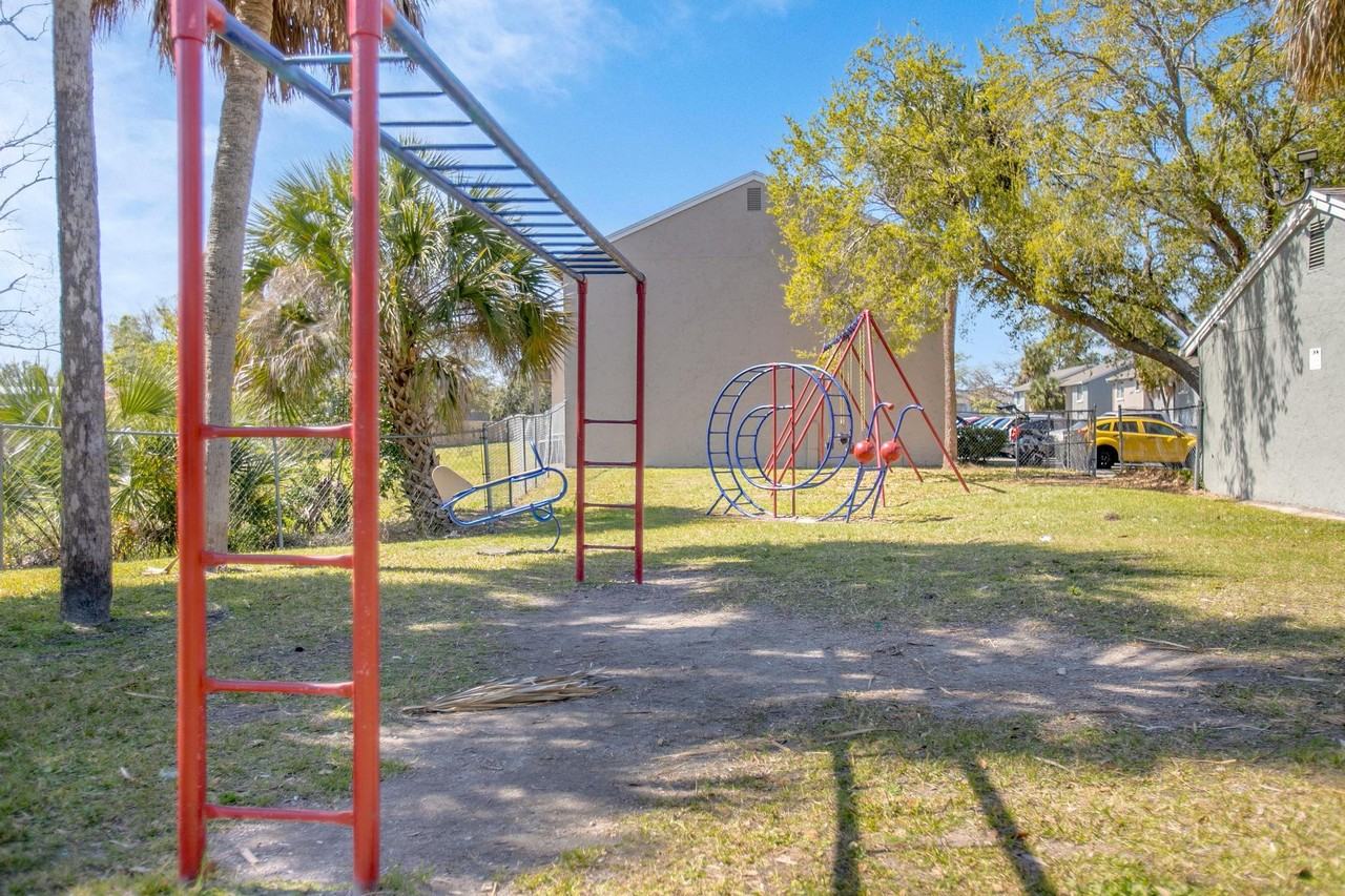 Woodhollow Apartments - Photo 7 of 25