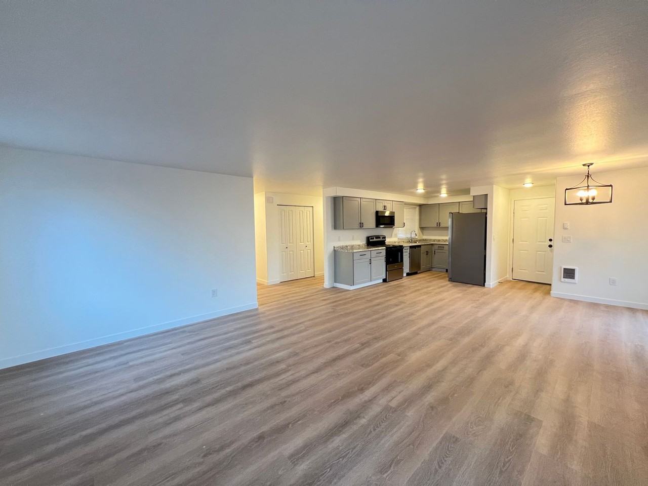 548 M St - Photo 6 of 22