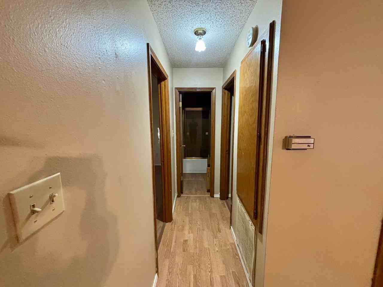 2801 N Hartford Ave - Photo 6 of 17