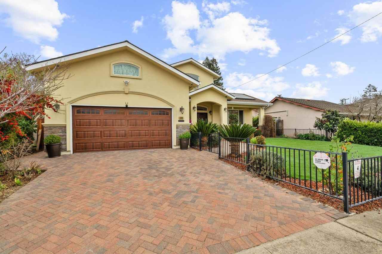 1660 Mcgregor Way - Photo 2 of 40