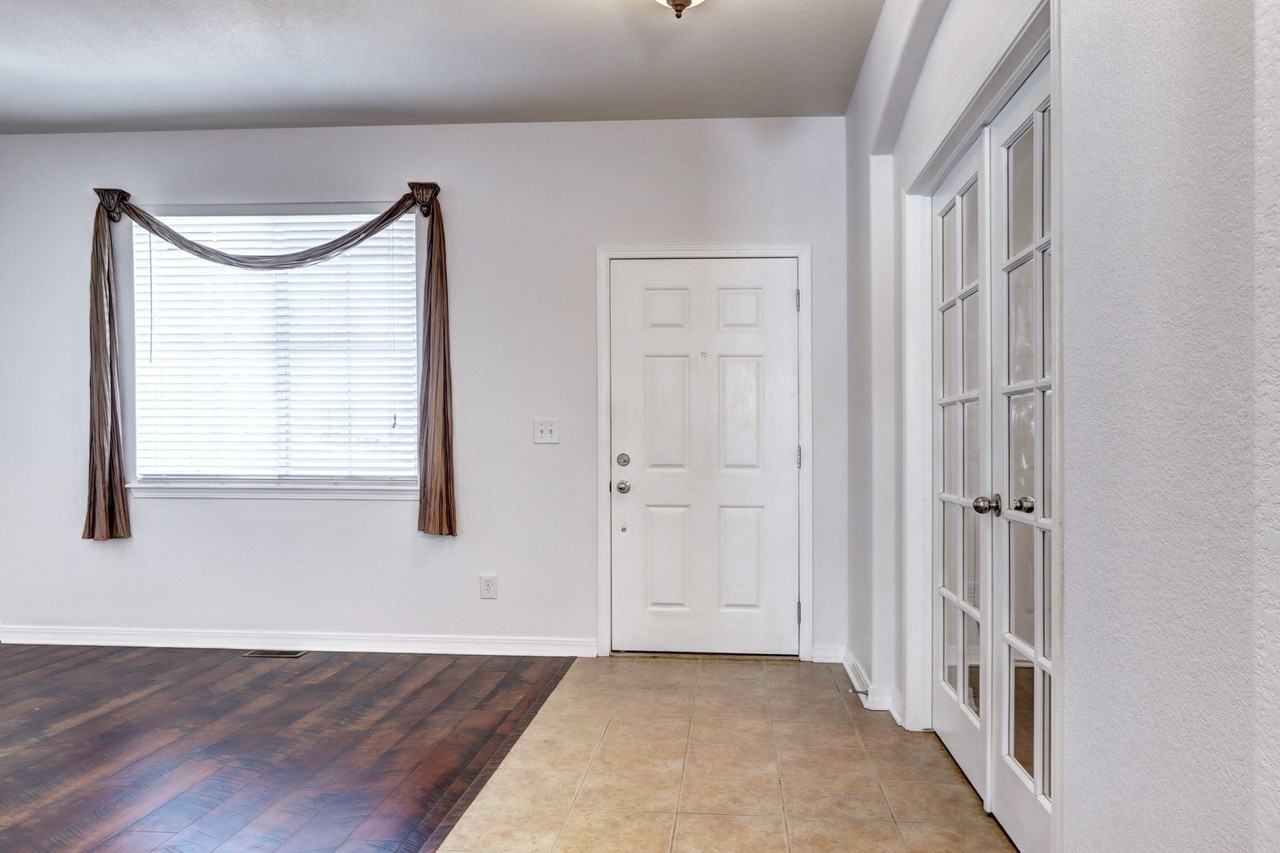 5265 La Costa Cir - Photo 3 of 43