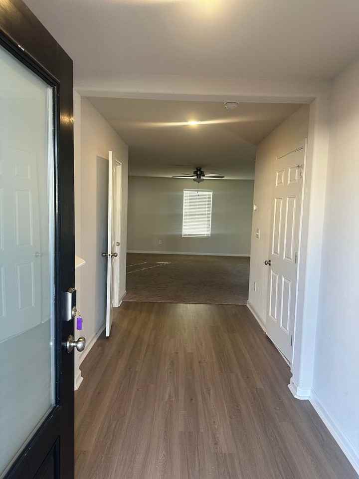 516 Morning Mist Rd - Photo 2 of 23