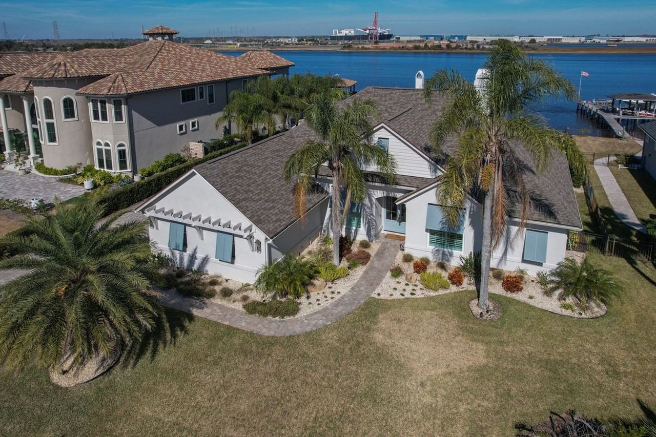 11319 Kingsley Manor Way - Photo 2 of 38