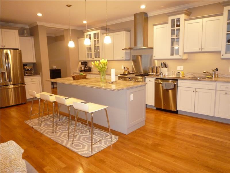 15 Winter St - Photo 2 of 38