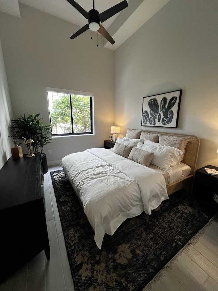 2520 Ne 181st St #344 - Photo 2 of 8