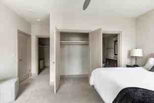 10 Light St - Photo 1 of 1