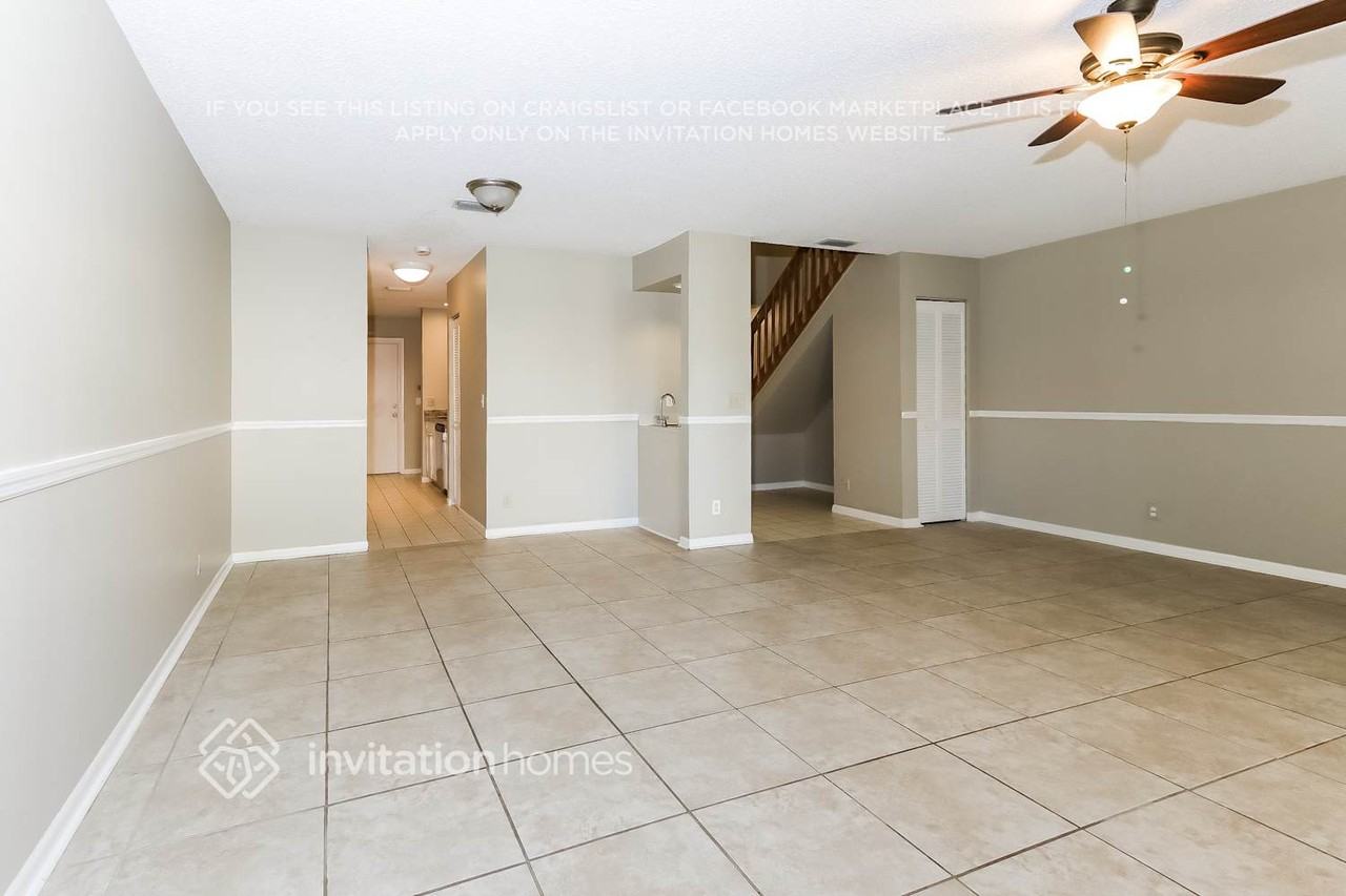 12220 Sag Harbor Ct #5 - Photo 4 of 16