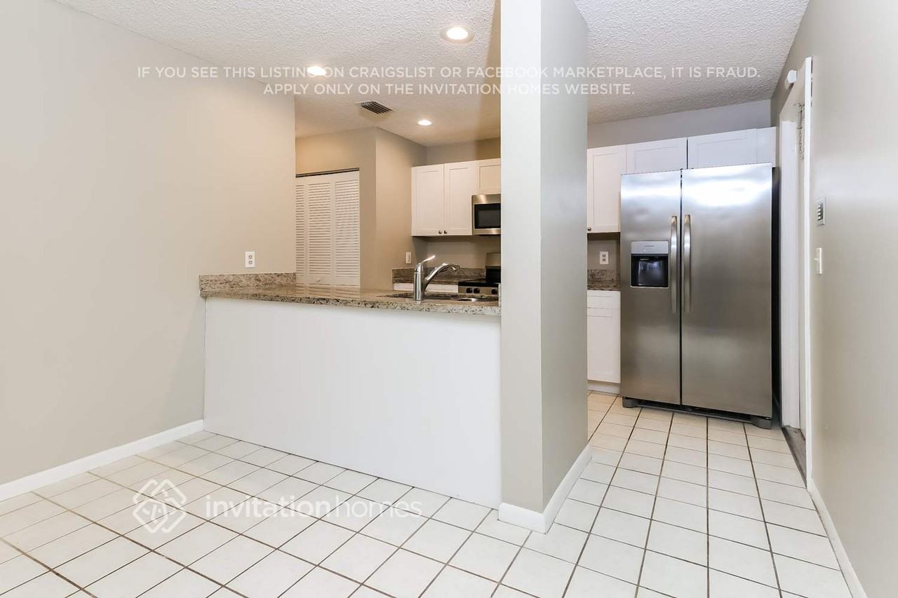 12220 Sag Harbor Ct #5 - Photo 5 of 16