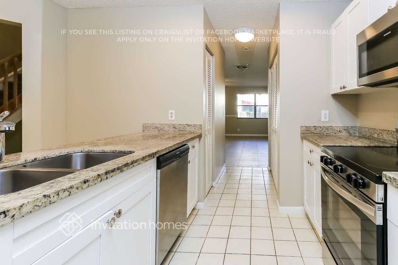 12220 Sag Harbor Ct #5 - Photo 6 of 16