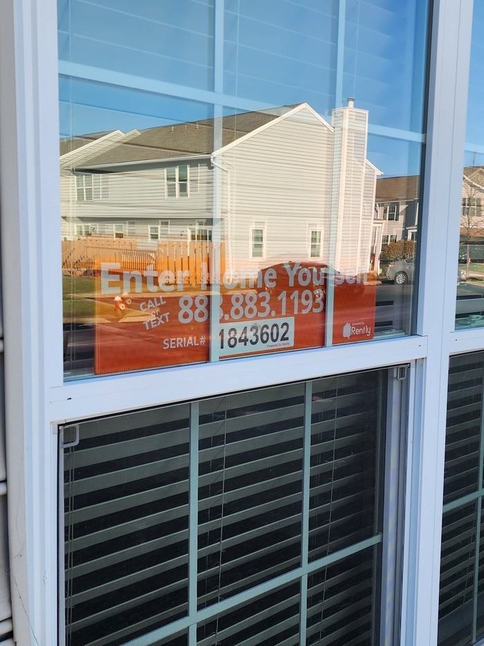 929 Philadelphia Dr - Photo 2 of 8