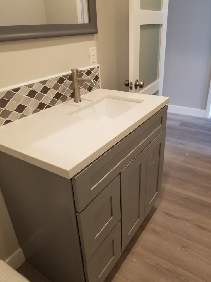 42 62nd Pl #A - Photo 4 of 5