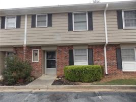 featured image of 2080 Kings Gate Cir #C