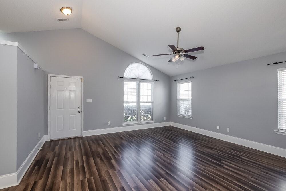 3280 Hawick Commons Dr - Photo 3 of 16